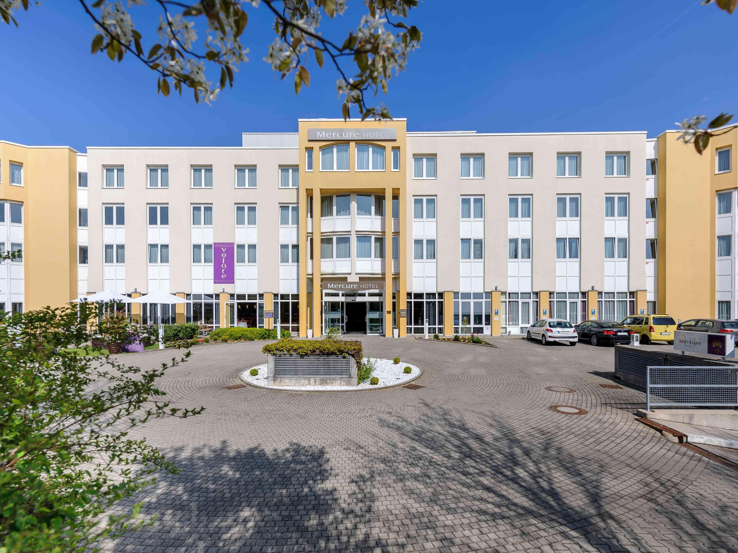 Mercure Hotel Stuttgart Герлинген Экстерьер фото