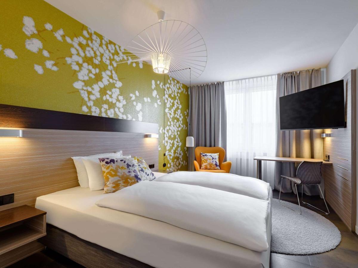 Mercure Hotel Stuttgart Герлинген Экстерьер фото