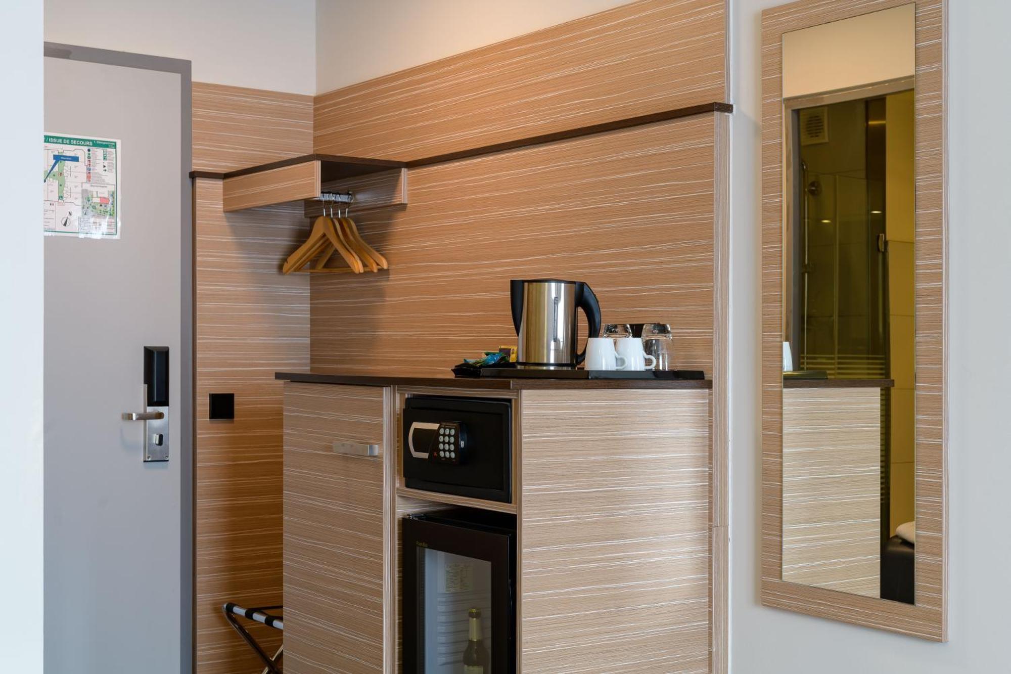 Mercure Hotel Stuttgart Герлинген Экстерьер фото